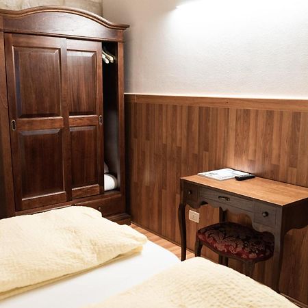 Albergo Garni Orchidea Рива-дель-Гарда Экстерьер фото