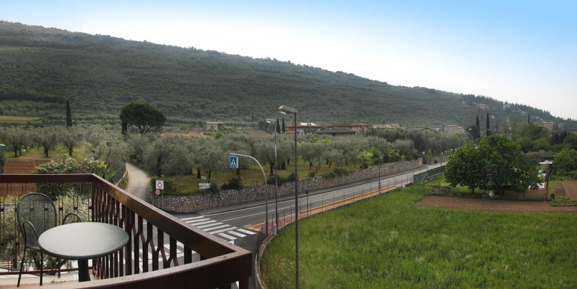 Albergo Garni Orchidea Рива-дель-Гарда Экстерьер фото