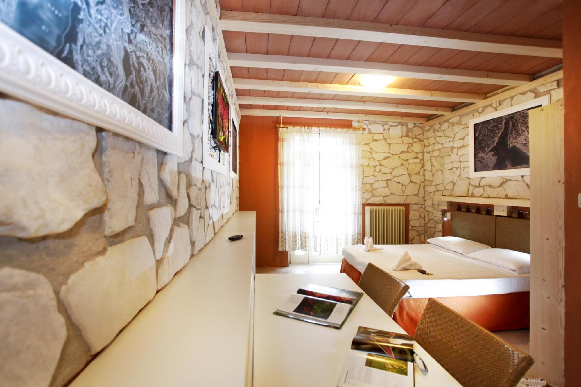 Albergo Garni Orchidea Рива-дель-Гарда Экстерьер фото