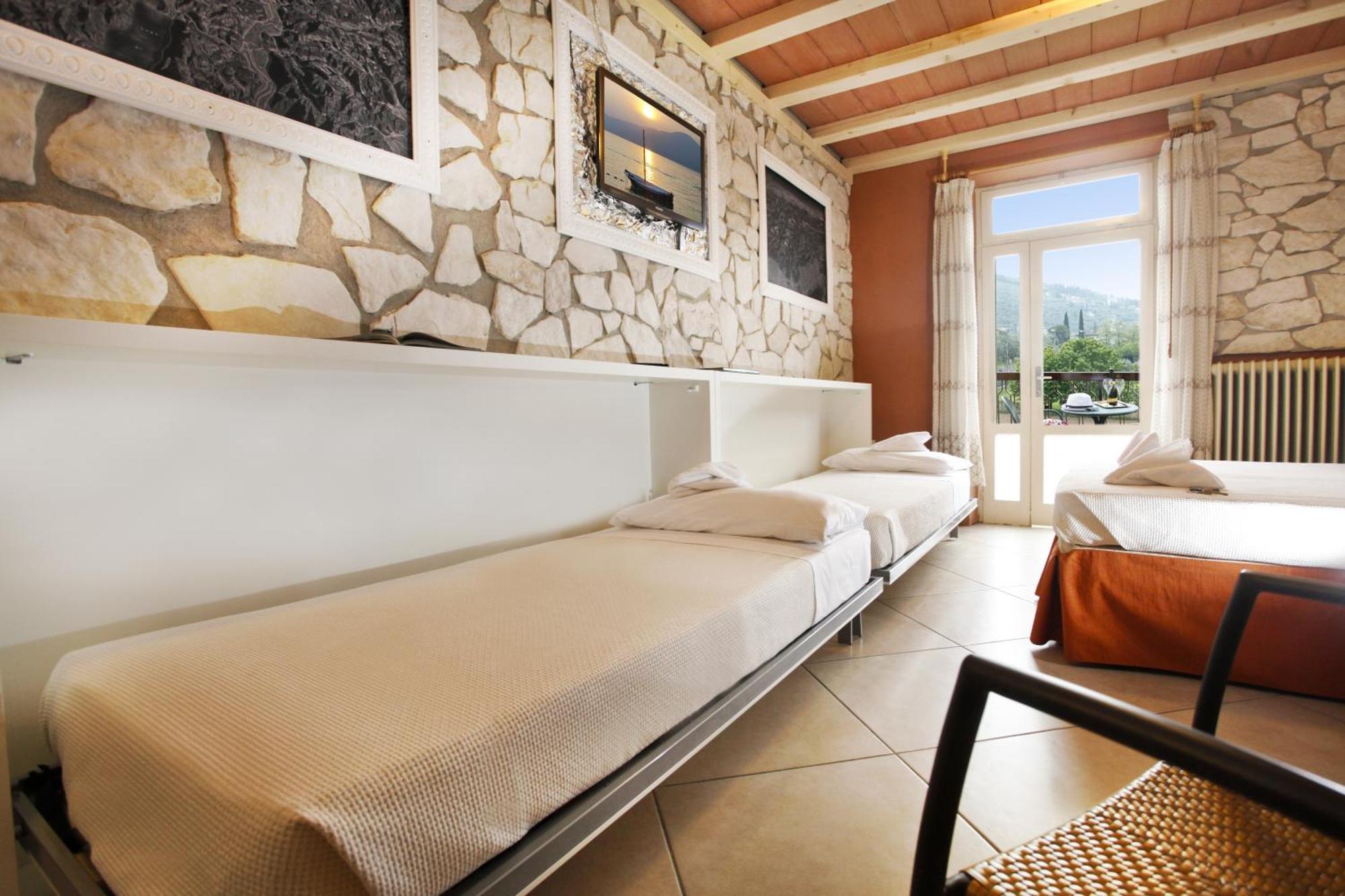 Albergo Garni Orchidea Рива-дель-Гарда Экстерьер фото